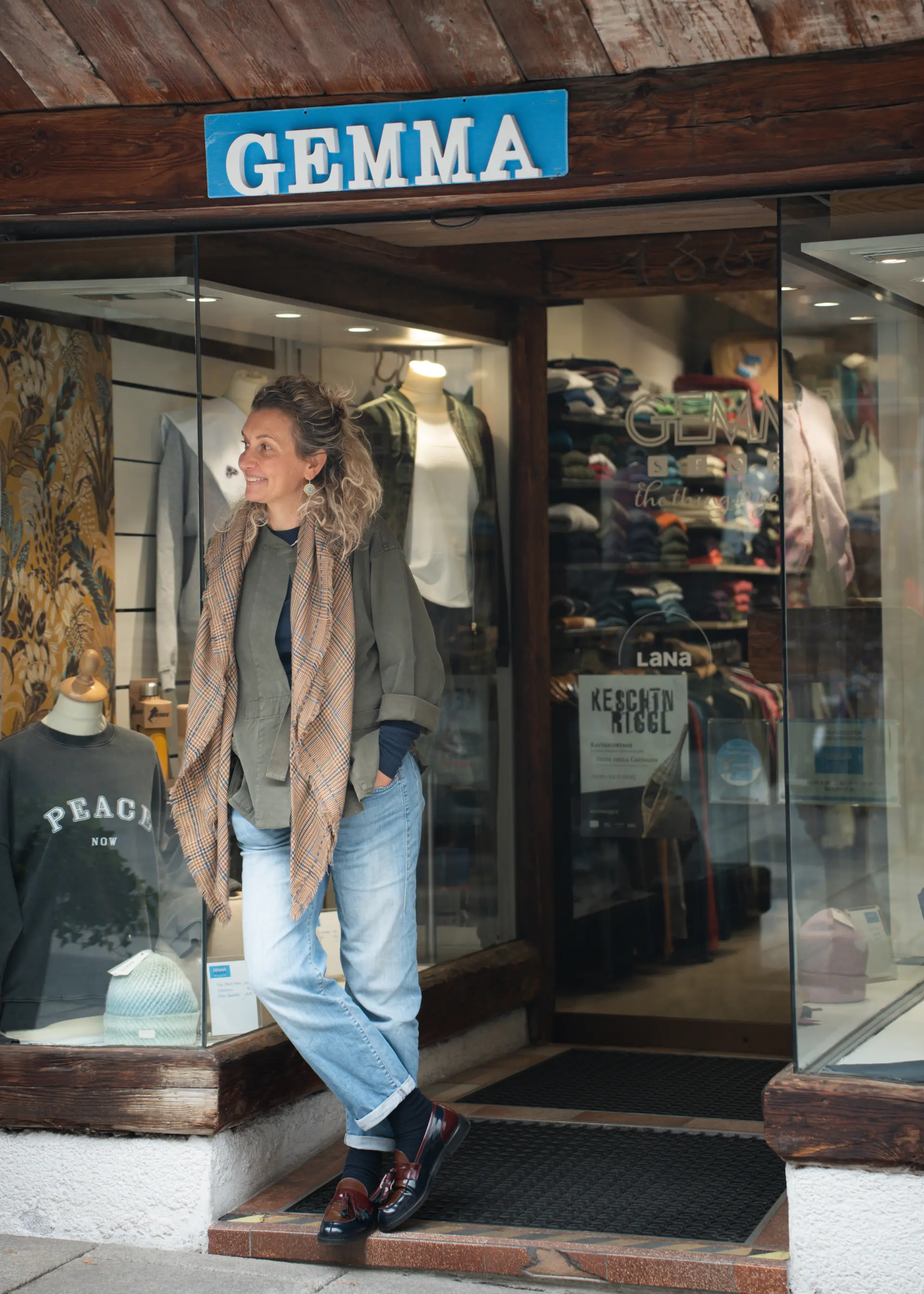 Kartin vor Gemma Eingang